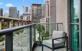 Cn Tower View With Free Parking, Pool, & More Amenities